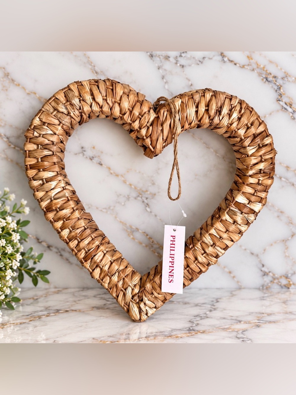Heart shape wicker hanging decoration